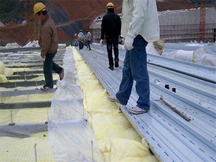 成都安吉县体育馆网架